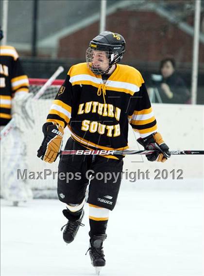 Thumbnail 2 in Clayton vs. Lutheran South (St. Louis Winter Classic) photogallery.