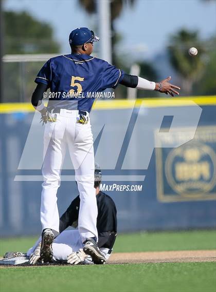 Thumbnail 3 in Xavier Prep vs Notre Dame (SO) photogallery.