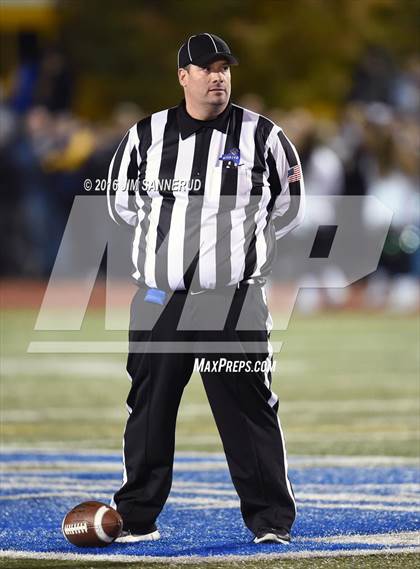 Thumbnail 3 in Yorktown vs. Somers (Section 1 Class A Final) photogallery.