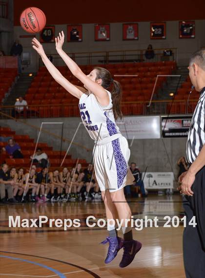 Thumbnail 3 in Del Oro vs Sacramento (CIF SJS D2 Playoff) photogallery.