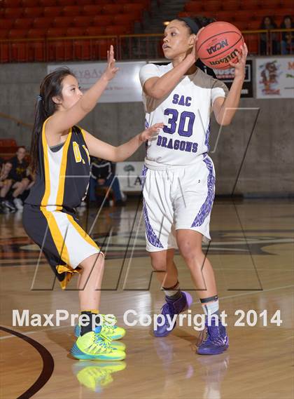 Thumbnail 3 in Del Oro vs Sacramento (CIF SJS D2 Playoff) photogallery.