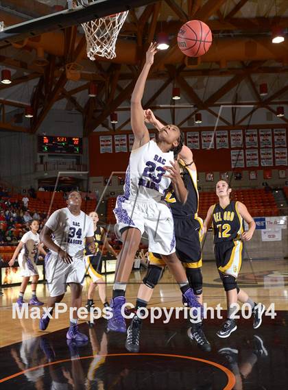 Thumbnail 1 in Del Oro vs Sacramento (CIF SJS D2 Playoff) photogallery.