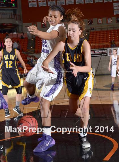 Thumbnail 1 in Del Oro vs Sacramento (CIF SJS D2 Playoff) photogallery.