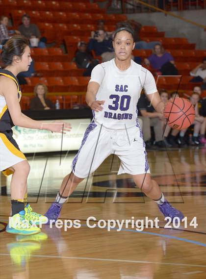 Thumbnail 2 in Del Oro vs Sacramento (CIF SJS D2 Playoff) photogallery.