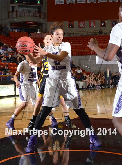 Thumbnail 2 in Del Oro vs Sacramento (CIF SJS D2 Playoff) photogallery.