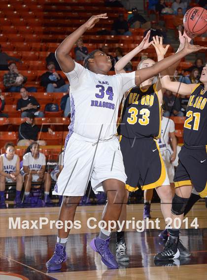 Thumbnail 2 in Del Oro vs Sacramento (CIF SJS D2 Playoff) photogallery.