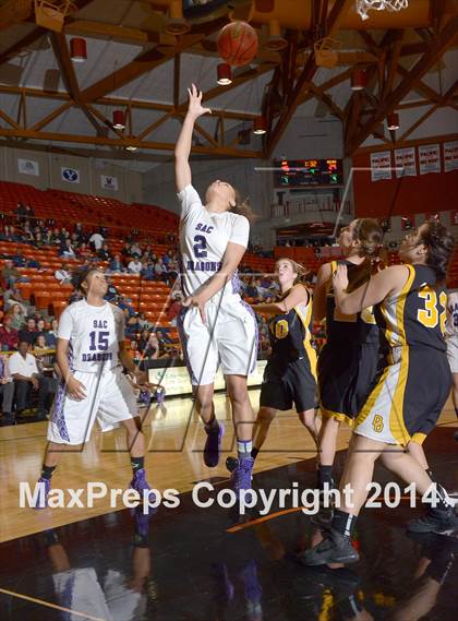 Thumbnail 3 in Del Oro vs Sacramento (CIF SJS D2 Playoff) photogallery.