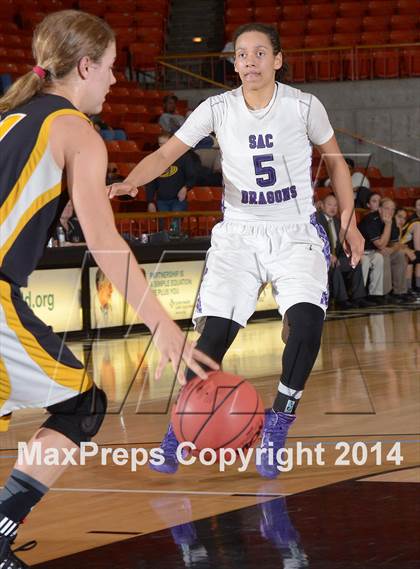 Thumbnail 2 in Del Oro vs Sacramento (CIF SJS D2 Playoff) photogallery.