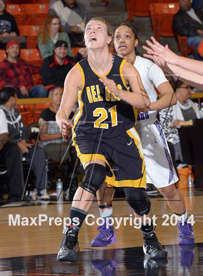 Thumbnail 2 in Del Oro vs Sacramento (CIF SJS D2 Playoff) photogallery.