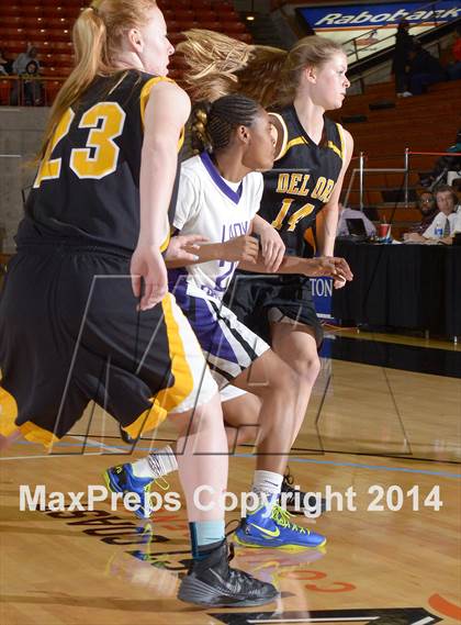 Thumbnail 1 in Del Oro vs Sacramento (CIF SJS D2 Playoff) photogallery.
