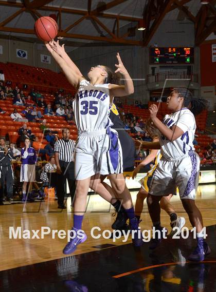 Thumbnail 2 in Del Oro vs Sacramento (CIF SJS D2 Playoff) photogallery.