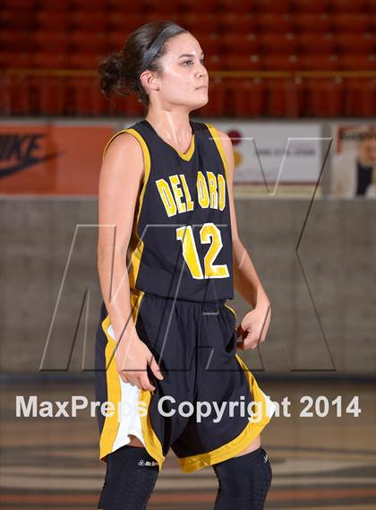 Thumbnail 3 in Del Oro vs Sacramento (CIF SJS D2 Playoff) photogallery.