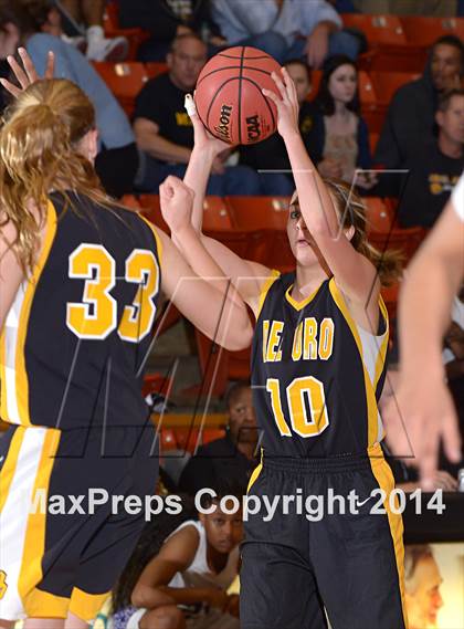 Thumbnail 3 in Del Oro vs Sacramento (CIF SJS D2 Playoff) photogallery.