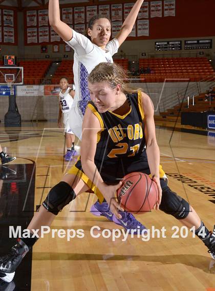 Thumbnail 3 in Del Oro vs Sacramento (CIF SJS D2 Playoff) photogallery.