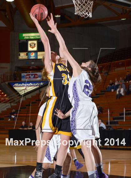 Thumbnail 2 in Del Oro vs Sacramento (CIF SJS D2 Playoff) photogallery.
