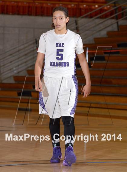 Thumbnail 3 in Del Oro vs Sacramento (CIF SJS D2 Playoff) photogallery.