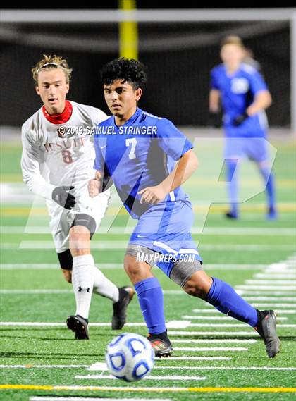 Thumbnail 1 in Jesuit vs. Turlock (CIF SJS D1 Final) photogallery.