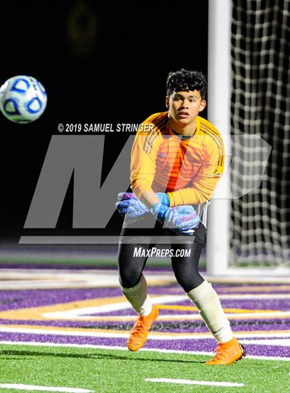 Thumbnail 1 in Jesuit vs. Turlock (CIF SJS D1 Final) photogallery.