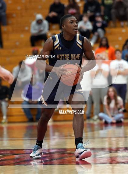 Thumbnail 3 in Notre Dame vs. Norte Dame Catholic (CIAC Division I Semifinal) photogallery.