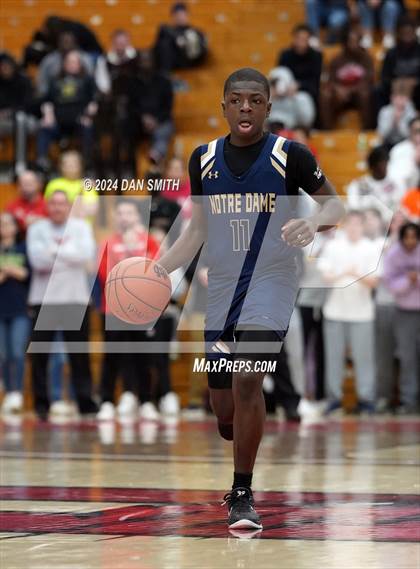 Thumbnail 3 in Notre Dame vs. Norte Dame Catholic (CIAC Division I Semifinal) photogallery.