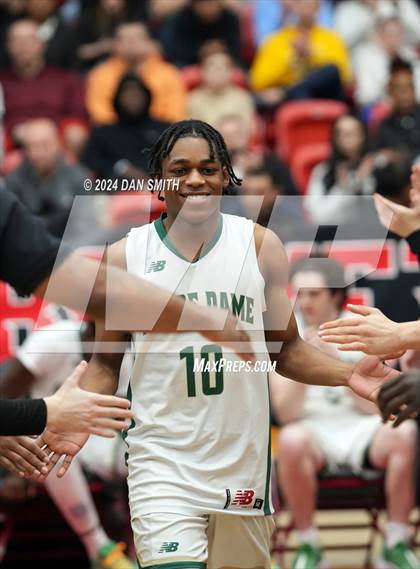 Thumbnail 2 in Notre Dame vs. Norte Dame Catholic (CIAC Division I Semifinal) photogallery.