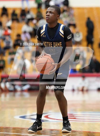 Thumbnail 3 in Notre Dame vs. Norte Dame Catholic (CIAC Division I Semifinal) photogallery.
