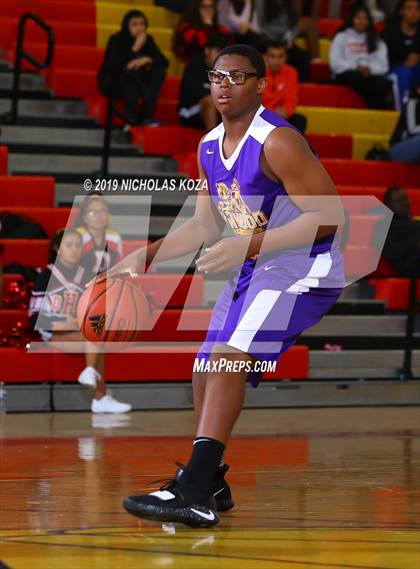 Thumbnail 3 in Lynwood vs. Dominguez photogallery.