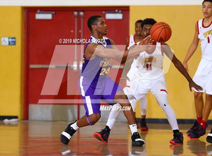 Thumbnail 2 in Lynwood vs. Dominguez photogallery.