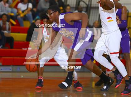 Thumbnail 2 in Lynwood vs. Dominguez photogallery.