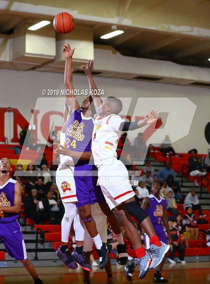Thumbnail 3 in Lynwood vs. Dominguez photogallery.
