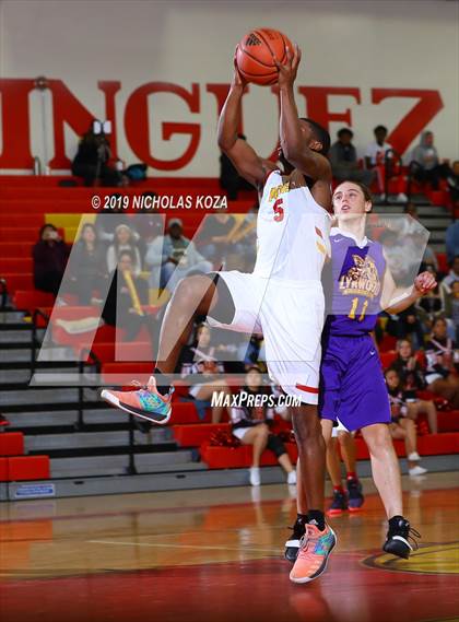 Thumbnail 3 in Lynwood vs. Dominguez photogallery.