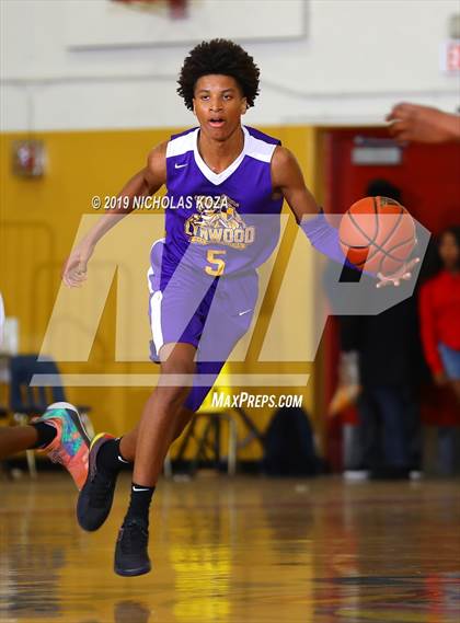 Thumbnail 3 in Lynwood vs. Dominguez photogallery.
