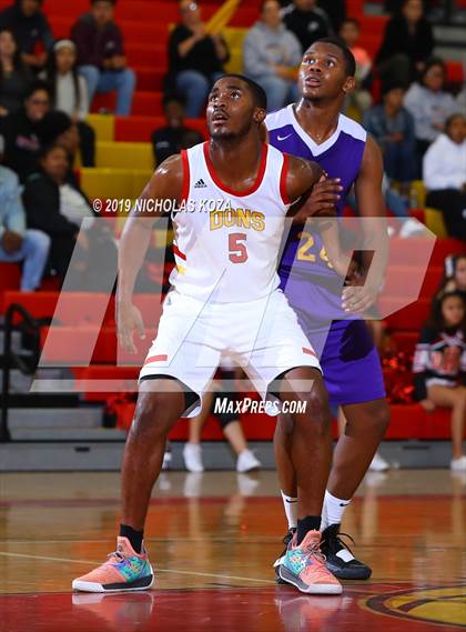 Thumbnail 3 in Lynwood vs. Dominguez photogallery.
