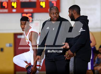 Thumbnail 2 in Lynwood vs. Dominguez photogallery.