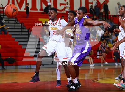 Thumbnail 2 in Lynwood vs. Dominguez photogallery.