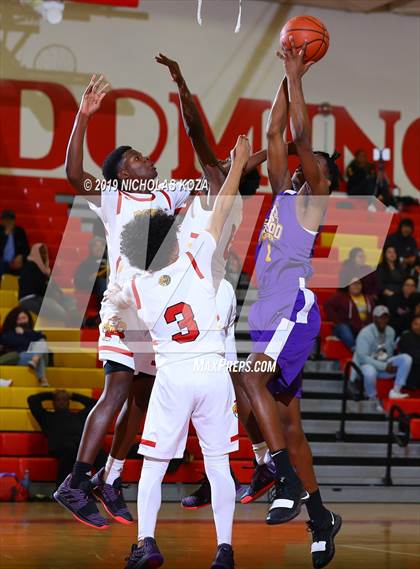 Thumbnail 3 in Lynwood vs. Dominguez photogallery.