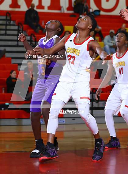 Thumbnail 2 in Lynwood vs. Dominguez photogallery.
