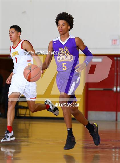 Thumbnail 2 in Lynwood vs. Dominguez photogallery.