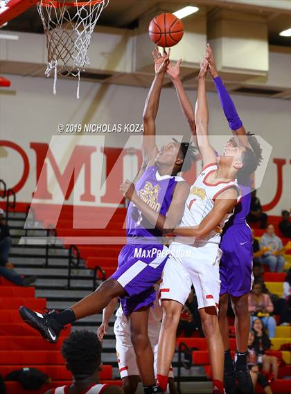 Thumbnail 3 in Lynwood vs. Dominguez photogallery.