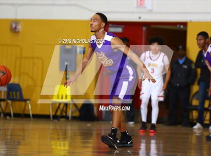 Thumbnail 2 in Lynwood vs. Dominguez photogallery.