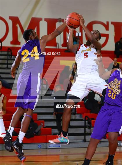 Thumbnail 3 in Lynwood vs. Dominguez photogallery.