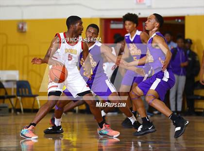 Thumbnail 3 in Lynwood vs. Dominguez photogallery.