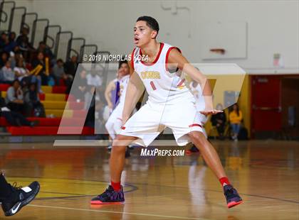 Thumbnail 2 in Lynwood vs. Dominguez photogallery.