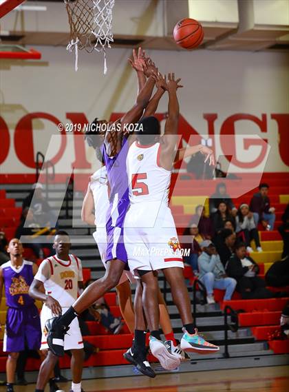 Thumbnail 2 in Lynwood vs. Dominguez photogallery.