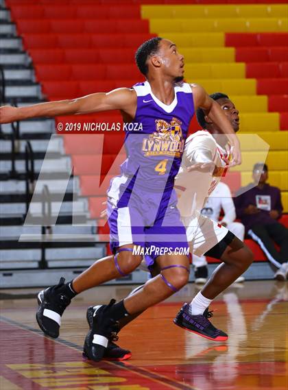 Thumbnail 3 in Lynwood vs. Dominguez photogallery.