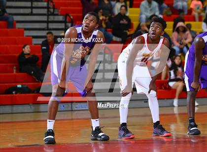 Thumbnail 3 in Lynwood vs. Dominguez photogallery.