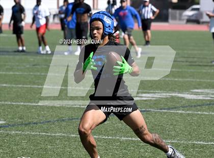 Thumbnail 2 in Serra vs. Corona del Mar (Brave 8 Invitational) photogallery.