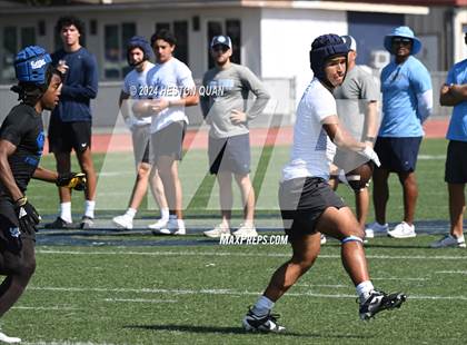 Thumbnail 3 in Serra vs. Corona del Mar (Brave 8 Invitational) photogallery.