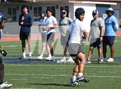 Thumbnail 2 in Serra vs. Corona del Mar (Brave 8 Invitational) photogallery.