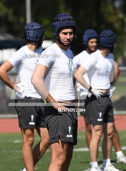 Thumbnail 3 in Serra vs. Corona del Mar (Brave 8 Invitational) photogallery.